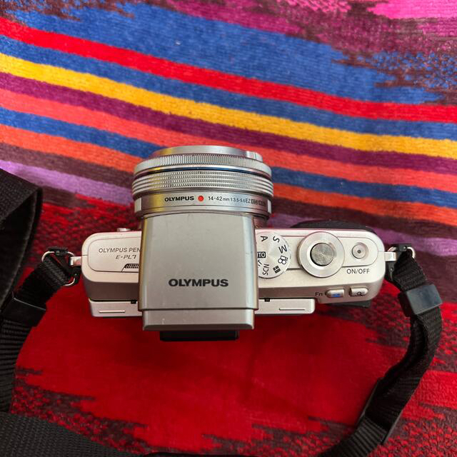 OLYMPUS PEN E-PL7 1