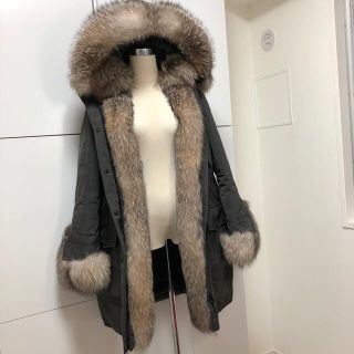 モンクレール(MONCLER)のモンクレール ヴェルトゥイユ カーキ　フォックスファー レディース(ダウンコート)