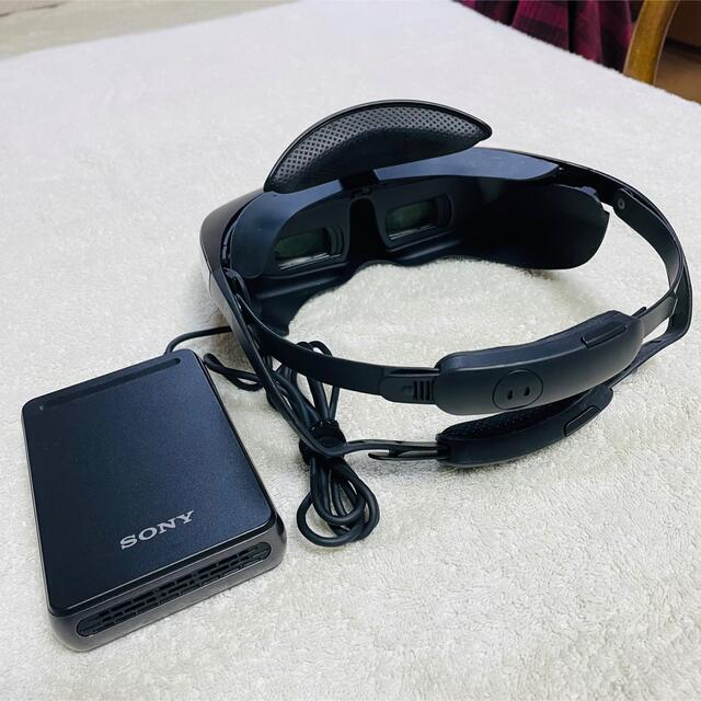 SONY(ソニー)の【美品&動作良好】SONY ヘッドマウントディスプレイ HMZ-T3 スマホ/家電/カメラのテレビ/映像機器(プロジェクター)の商品写真