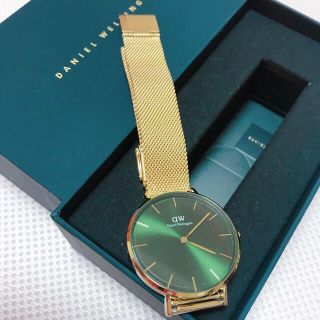 ダニエルウェリントン(Daniel Wellington)のダニエルウェリントン 人気モデル！Petite Emerald36mm 新品(腕時計)