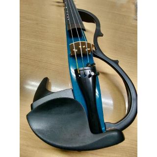 ヤマハ - ヤマハ サイレントバイオリン SV200の通販 by よこ