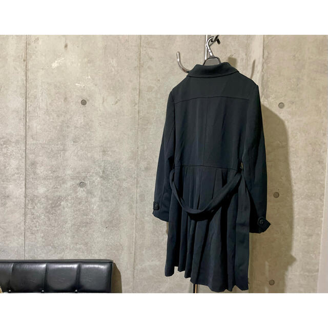 JOHN LAWRENCE SULLIVAN(ジョンローレンスサリバン)のsingle black trench coat  メンズのジャケット/アウター(トレンチコート)の商品写真