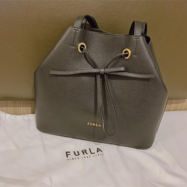 【新品未使用】FURLA ハンドバッグ2つ