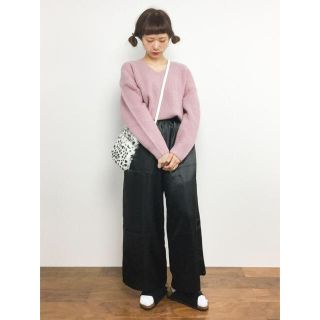 ウィゴー(WEGO)の今季 Vネックビッグニット ピンク ループ編みカーディガン (ニット/セーター)