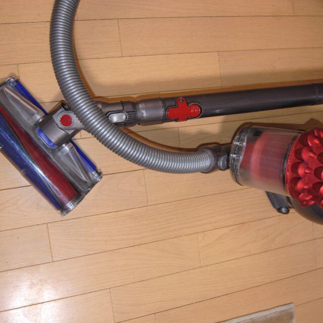 驚きの値段で Dyson クリーニング済みcy24 フローリング専用 掃除機 Www Shred360 Com