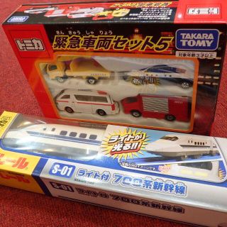 ■トミカ 緊急車両セット5とプラレールS-01 700系新幹線の2点セット 新品(その他)