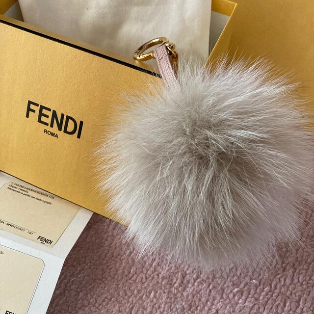 FENDI チャーム 最新コレックション 5040円引き www.gold-and-wood.com