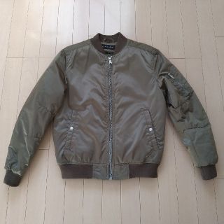 ZARA(グリーン・カーキ/緑色系)のフリマアイテム一覧 ZARA(グリーン・カーキ/緑色系)のフリマアイテム一覧