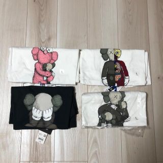 ユニクロ(UNIQLO)のUNIQLO×KAWS Tee(Tシャツ/カットソー(半袖/袖なし))