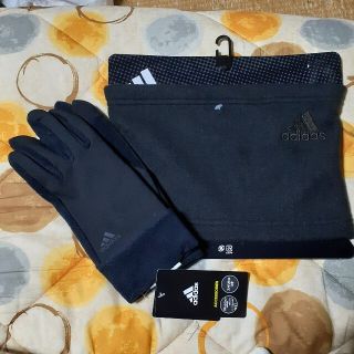 アディダス(adidas)の今だけお値下げ！新品adidasメンズ手袋とネックウォーマーのセット(マフラー)