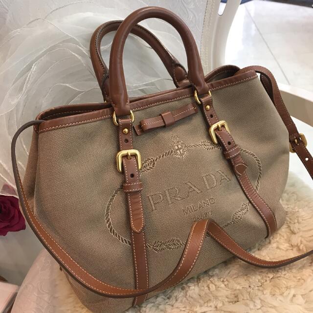 美品 Prada 人気バッグ