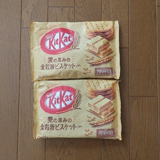 ネスレ(Nestle)のキットカットミニ 全粒粉ビスケットin 13枚✕2袋(菓子/デザート)