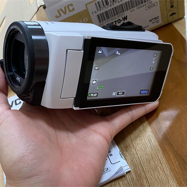 KENWOOD(ケンウッド)のビデオカメラ　新品未使用　JVCケンウッド　ハイビジョンメモリームービー スマホ/家電/カメラのカメラ(ビデオカメラ)の商品写真