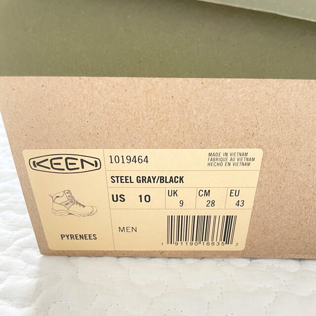 KEEN(キーン)の【希少カラー】28cm KEEN  PYRENEES STEEL GRAY メンズの靴/シューズ(スニーカー)の商品写真
