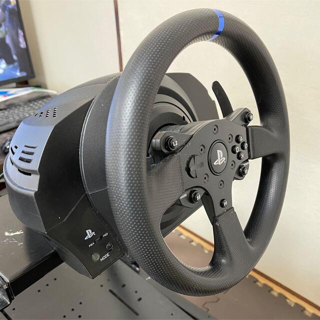 THRUSTMASTER T300rs スラストマスター  エンタメ/ホビーのゲームソフト/ゲーム機本体(その他)の商品写真