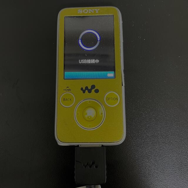 WALKMAN(ウォークマン)のSONY ウォークマン NW-S636F イエロー スマホ/家電/カメラのオーディオ機器(ポータブルプレーヤー)の商品写真