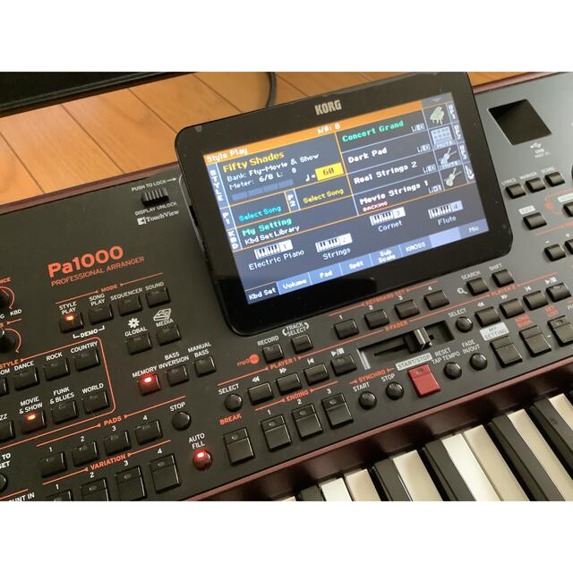 売れ筋介護用品も！ コルグ KORG Pa600 スピーカー付きアレンジャー