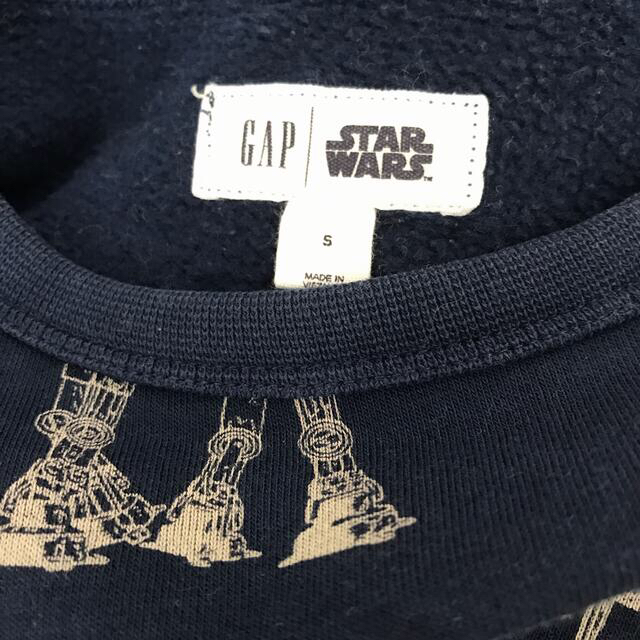 GAP(ギャップ)の専用　GAP トレーナー　裏起毛　スターウォーズ　120 キッズ/ベビー/マタニティのキッズ服男の子用(90cm~)(その他)の商品写真