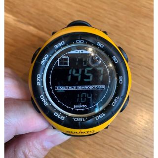 スント(SUUNTO)のSUUNTO(スント)VECTOR YELLOW (腕時計(デジタル))