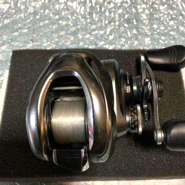 シマノ 15メタニウムDC HG 右巻き 前期 おトク情報がいっぱい! 8060円