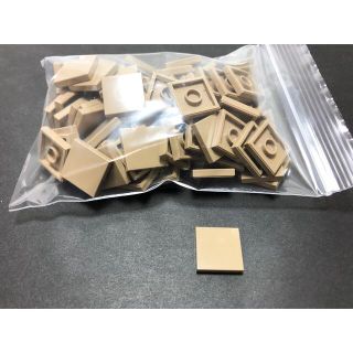 レゴ(Lego)の【新品未使用】レゴ　LEGO タイル　2x2 ダークタン　100枚(知育玩具)