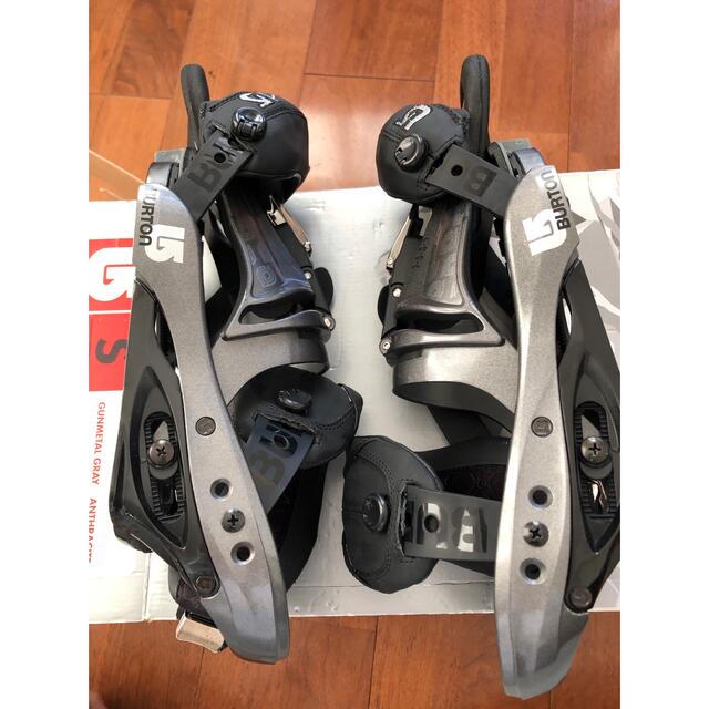 BURTON BINDINGS スポーツ/アウトドアのスノーボード(ボード)の商品写真