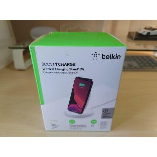 Belkin ワイヤレス充電スタンド Qi認証 15W　ホワイト (バッテリー/充電器)