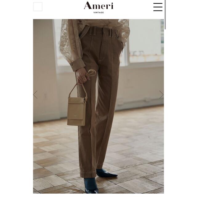 Ameri VINTAGE(アメリヴィンテージ)のCENTER PRESS STRAIGHT DENIM レディースのパンツ(デニム/ジーンズ)の商品写真