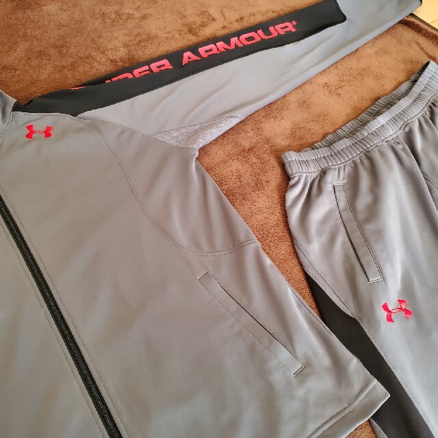 UNDER ARMOUR(アンダーアーマー)のアンダーアーマー ジャージ上下 MD メンズのジャケット/アウター(その他)の商品写真