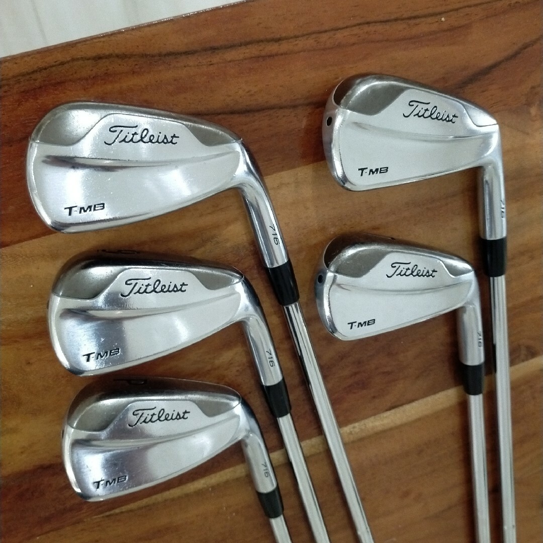 Titleist(タイトリスト)のマッスルバック風なのにやさしい飛び系アイアン☆人気の☆TMB☆アイアンセット スポーツ/アウトドアのゴルフ(クラブ)の商品写真