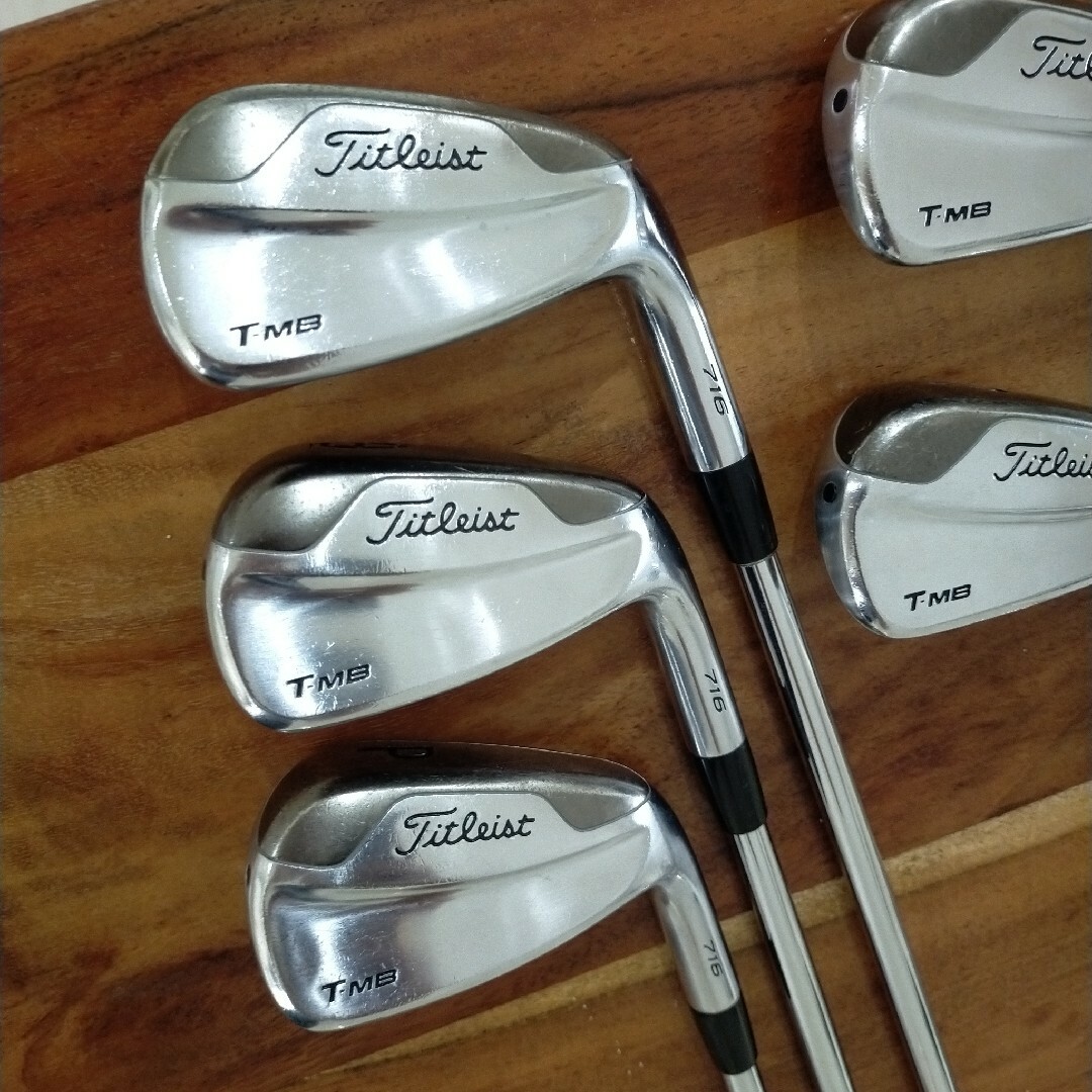 Titleist(タイトリスト)のマッスルバック風なのにやさしい飛び系アイアン☆人気の☆TMB☆アイアンセット スポーツ/アウトドアのゴルフ(クラブ)の商品写真