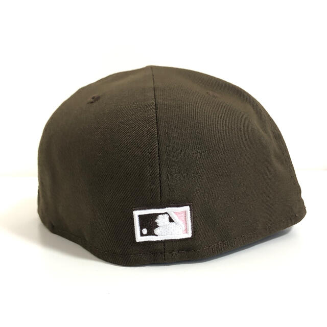 NEW ERA(ニューエラー)のNew Era ツバ裏ピンク 3/8 Cap ニューエラ ヤンキース キャップ メンズの帽子(キャップ)の商品写真