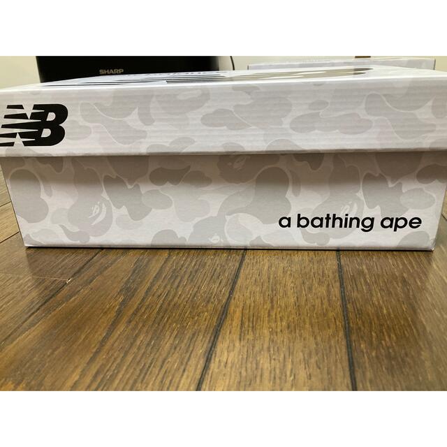 A BATHING APE(アベイシングエイプ)のA BATHING APE × NEW BALANCE 2002R   メンズの靴/シューズ(スニーカー)の商品写真