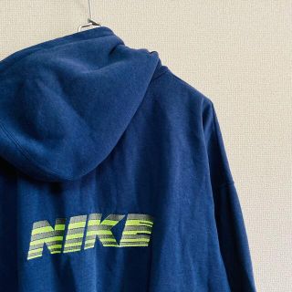 ナイキ(NIKE)の一点物　90年代ビンテージ NIKE 銀タグ　刺繍ロゴ　パーカー(パーカー)