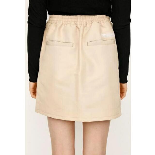 SLY(スライ)のSLY スカート ベージュ PUMA レディースのスカート(ミニスカート)の商品写真