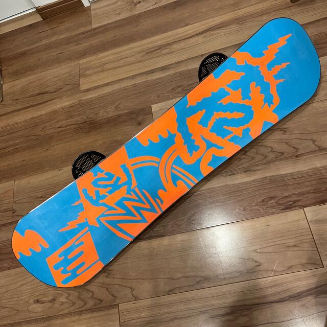 K2 キッズ 3点セット、スノーボード、ビンディング、ブーツ K2 キッズ 3点セット、スノーボード、ビンディング、ブーツ