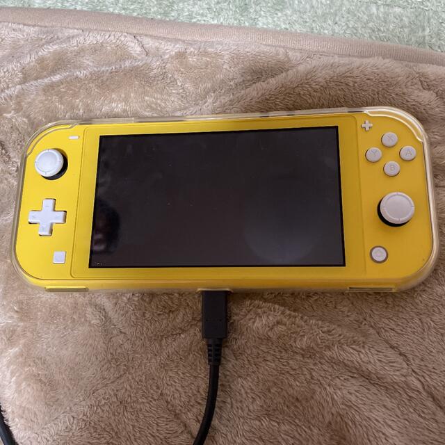 Nintendo Switch Lite イエロー+DL版あつまれどうぶつの森