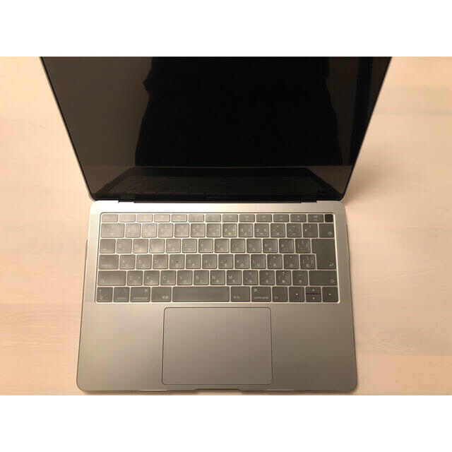 美品 MacBook Air 2018 13インチ スペースグレー 3