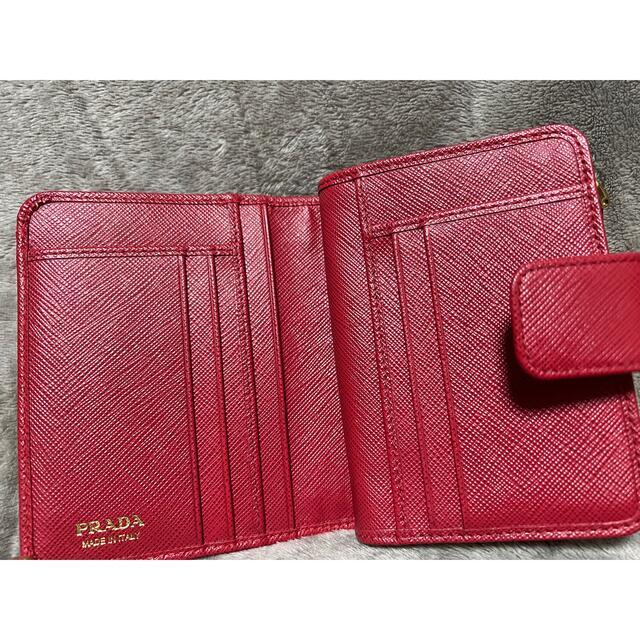 PRADA プラダ　二つ折り財布　箱付き