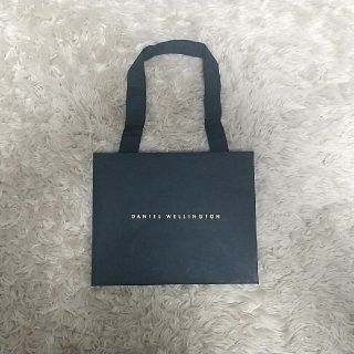 ダニエルウェリントン(Daniel Wellington)の【新品・未使用】DANIEL WELLINGTON 紙袋(ショップ袋)