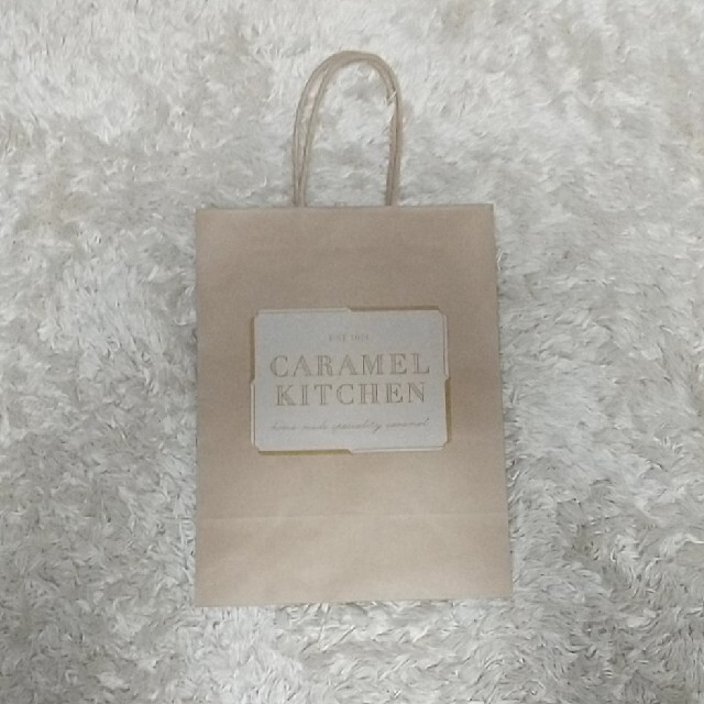 【新品・未使用】キャラメルキッチン 紙袋 レディースのバッグ(ショップ袋)の商品写真
