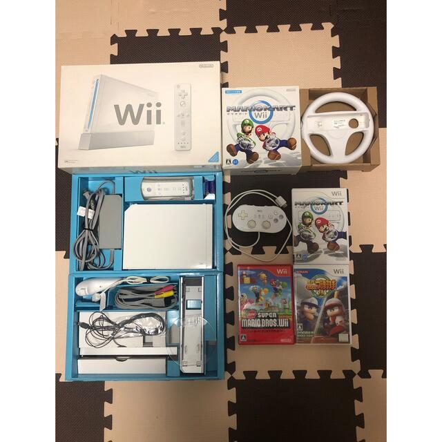 Wii本体　リモコンジャケット同梱版　クラシックコントローラー　ソフト３本