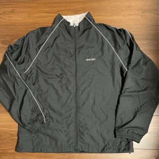 リーボック(Reebok)のウィンドブレーカー　上　XL(ナイロンジャケット)