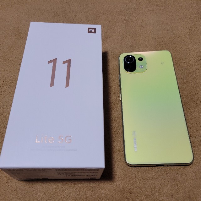 【美品】Xiaomi Mi11 Lite 5G シトラスイエロー保護フィルム付き