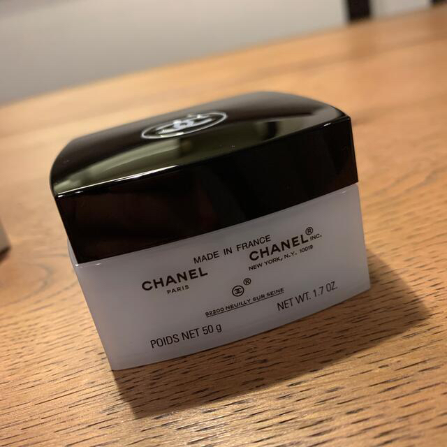 CHANEL(シャネル)の【CHANEL イドゥラ ビューティ クリーム】 コスメ/美容のスキンケア/基礎化粧品(フェイスクリーム)の商品写真