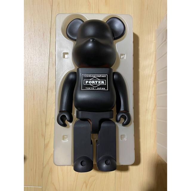 MEDICOM TOY(メディコムトイ)のPORTER BE@RBRICK ポーター　ベアブリック エンタメ/ホビーのフィギュア(その他)の商品写真