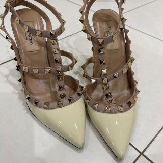 ヴァレンティノ(VALENTINO)のバレンティノ(ハイヒール/パンプス)