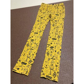 エフオーキッズ(F.O.KIDS)の難あり　FOキッズ　イエロースキニーパンツ　130㎝(パンツ/スパッツ)