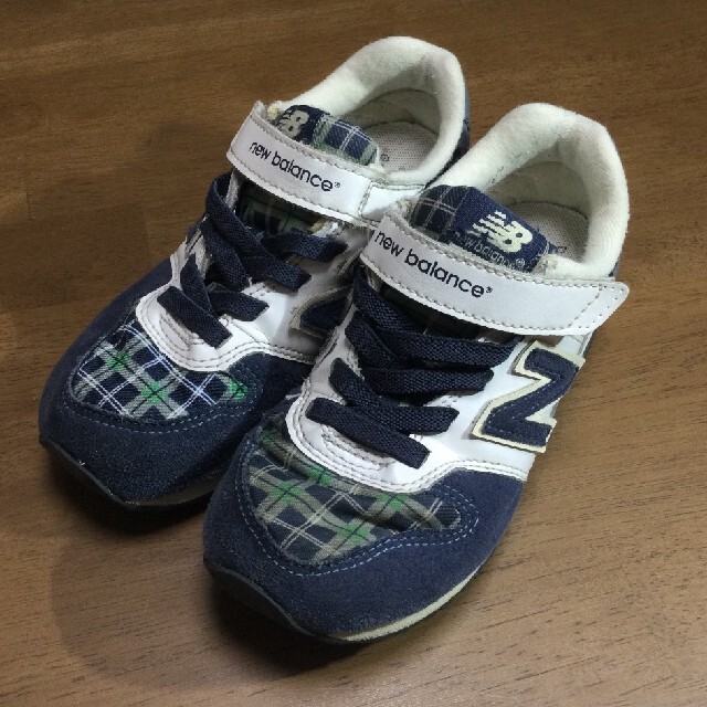 New Balance(ニューバランス)のニューバランス　996 キッズスニーカー　サイズ:18cm キッズ/ベビー/マタニティのキッズ靴/シューズ(15cm~)(スニーカー)の商品写真