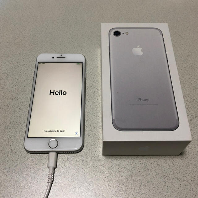 iPhone7 SoftBank simフリー 128gb